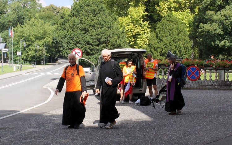 Gliwicka Pielgrzymka na Jasną Górę cz. 1