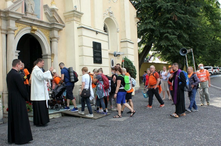 Gliwicka Pielgrzymka na Jasną Górę cz. 1