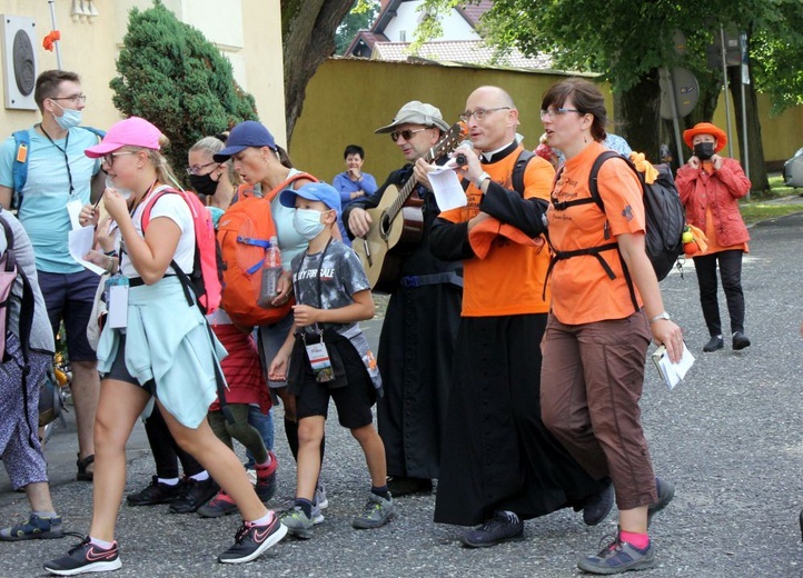 Gliwicka Pielgrzymka na Jasną Górę cz. 1