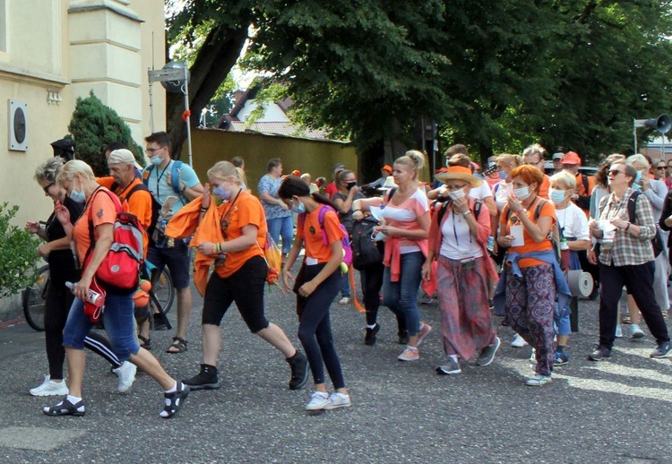 Gliwicka Pielgrzymka na Jasną Górę cz. 1