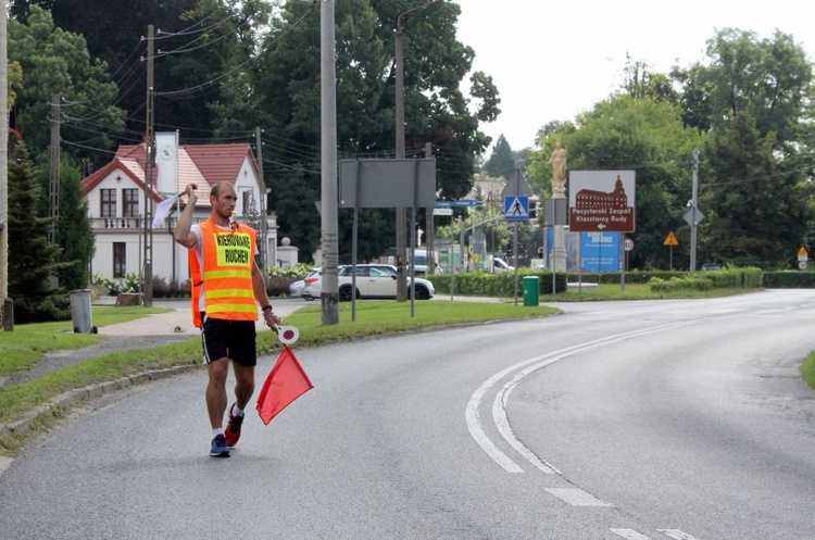 Gliwicka Pielgrzymka na Jasną Górę cz. 1