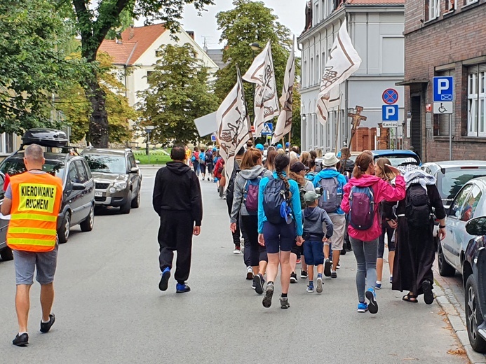 Gliwicka Pielgrzymka na Jasną Górę cz. 2