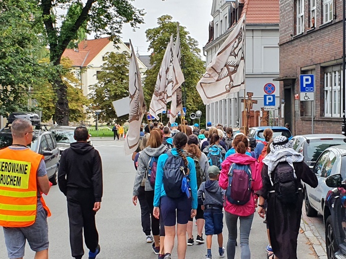 Gliwicka Pielgrzymka na Jasną Górę cz. 2