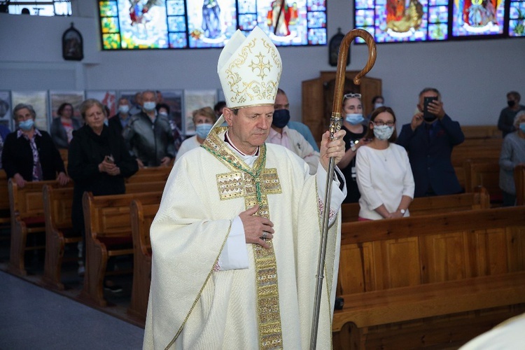 Przekazanie pamiątek po bp. Spletcie