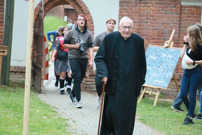 SMAL początek