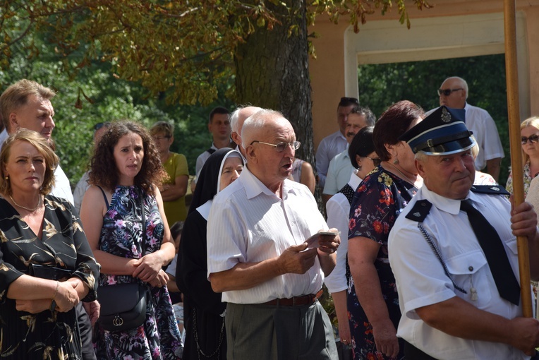 Suserz. Ustanowienie sanktuarium