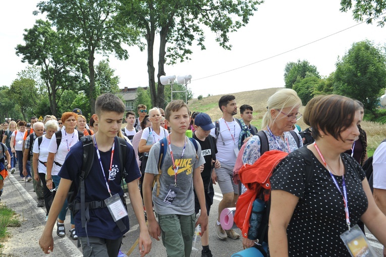 39. PPT - Grupa nr 5 św. Florian