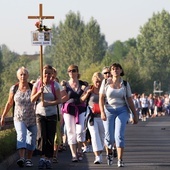 Kobiety pielgrzymują do Piekar Śląskich