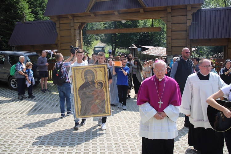 Powitanie symboli ŚDM na Śnieżnicy