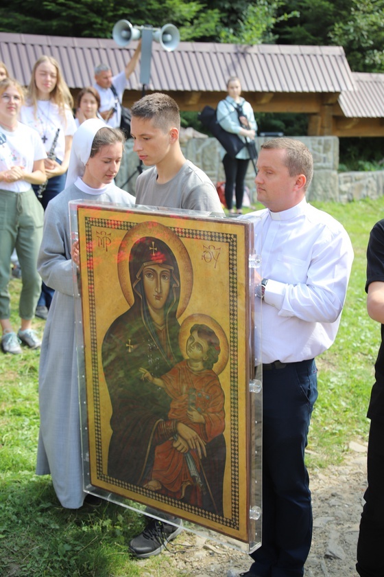 Powitanie symboli ŚDM na Śnieżnicy