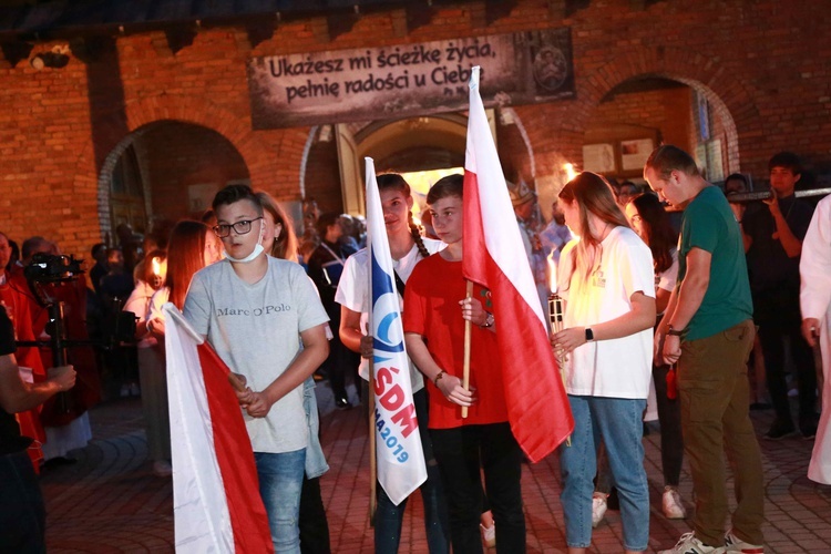 Znaki ŚDM w Zabawie