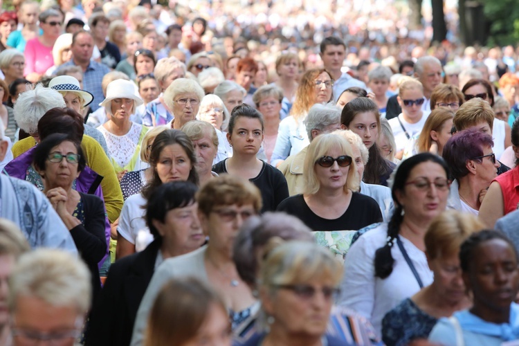 Pielgrzymka kobiet do Piekar cz.2