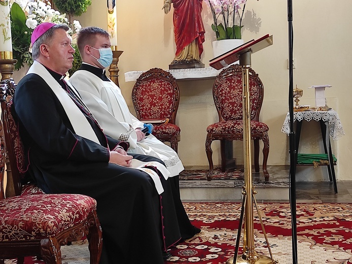 Lubsza. Rekoncyliacja ubiorów Matki Bożej z Czerwonogrodu