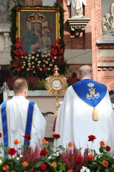 Pielgrzymka kobiet do Piekar cz.3