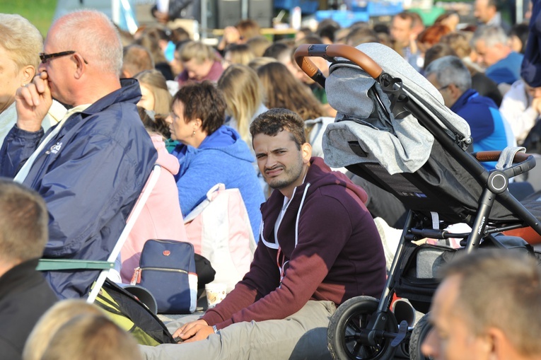 Msza św. w Żarnowcu