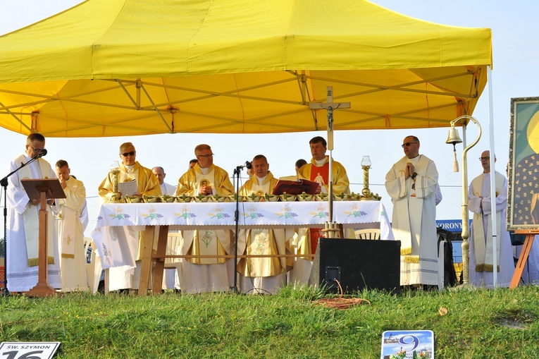 Msza św. w Żarnowcu