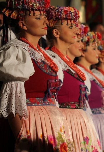 Zespół Pieśni i Tańca "Śląsk" w Jelczu-Laskowicach