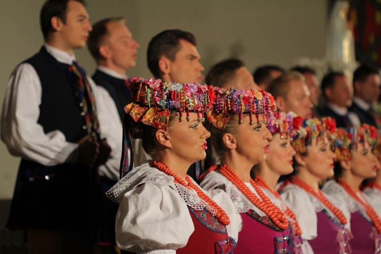 Zespół Pieśni i Tańca "Śląsk" w Jelczu-Laskowicach