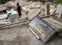 Świat śpieszy z pomocą Haiti 