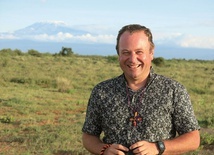 Na tle Kilimandżaro.