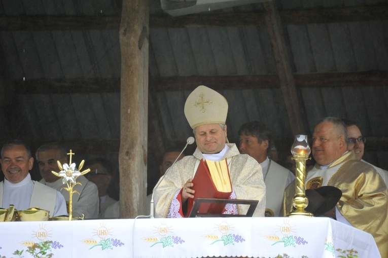 39. PPT. Msza św. w Trzebniowie