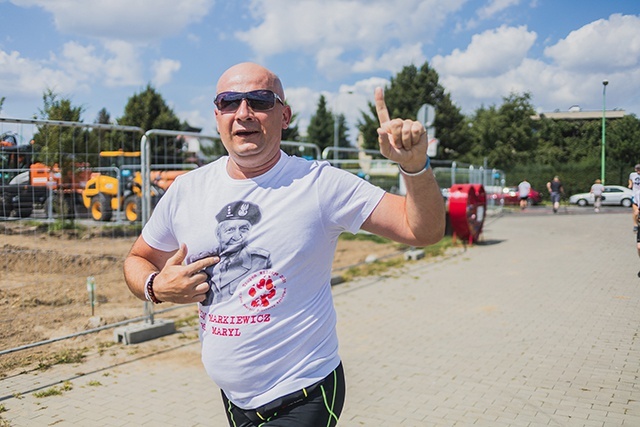 Większość uczestników ubrana była w koszulki z wizerunkami żołnierzy wyklętych.