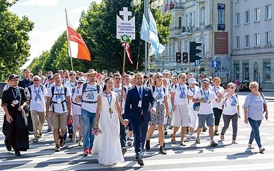 Tegoroczne wędrowanie odbyło się pod hasłem: „Wszystko postawiłem na Maryję”. To słowa kardynała Stefana Wyszyńskiego.