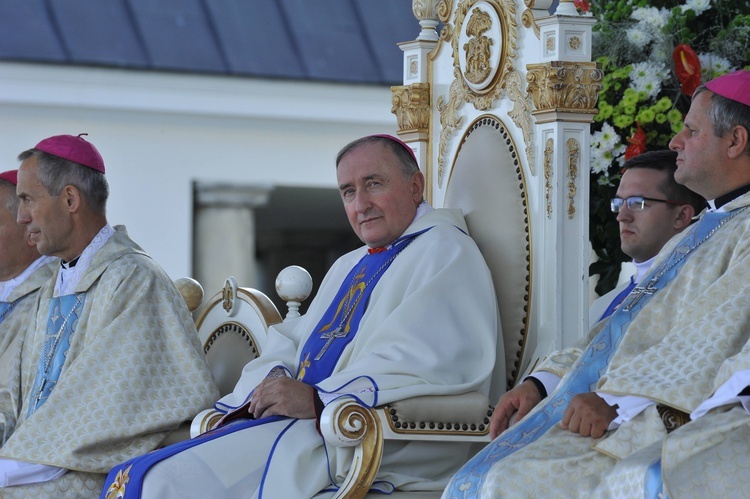 Odnowa Kościoła zaczyna się na Eucharystii