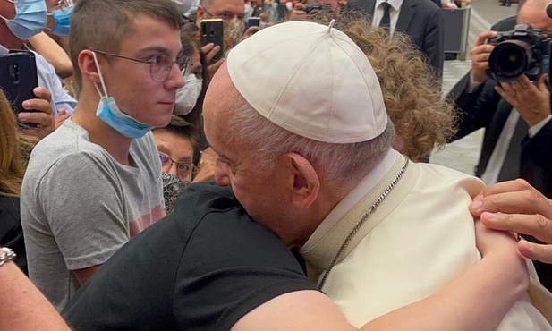 Spełniło się marzenie chorego Piotrka - spotkał się z papieżem