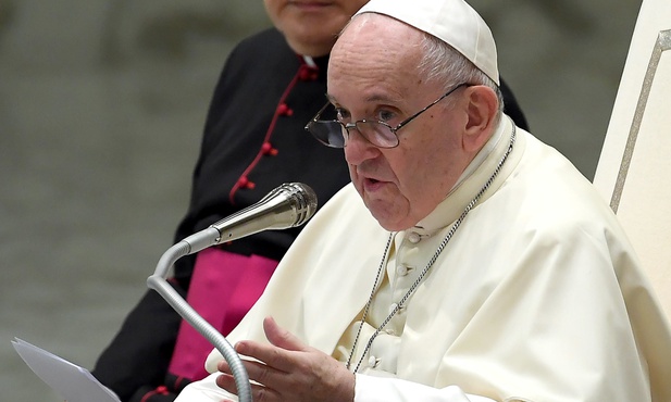Wyzwanie związane ze skandalami seksualnymi. Co Papież zrobił od spotkania w 2019 roku?