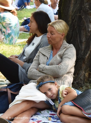 Pielgrzymka kobiet do Piekar cz.4