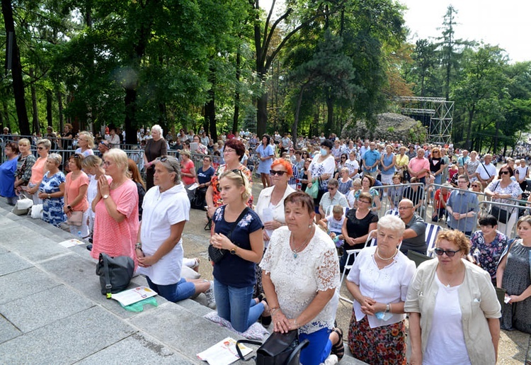 Pielgrzymka kobiet do Piekar cz.4