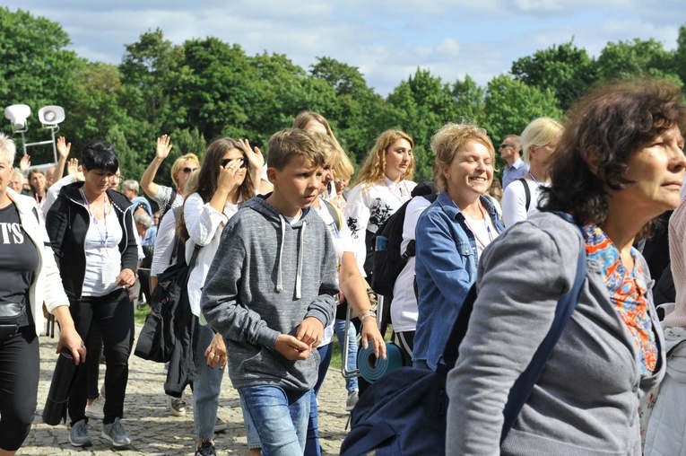 39. PPT - wejście grupy 5
