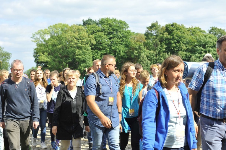 39. PPT - wejście grupy 6