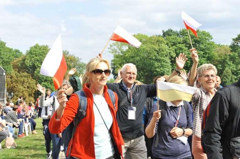 39. PPT - wejście grupy 22