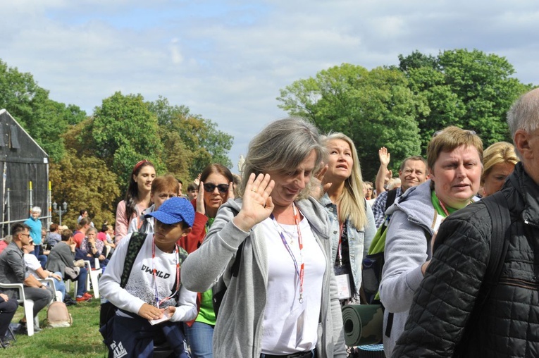 39. PPT - wejście grupy 22