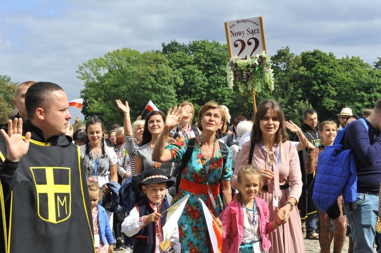 39. PPT - wejście grupy 22
