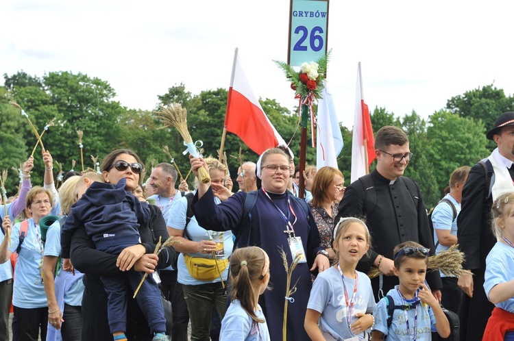 39. PPT - wejście grupy 26