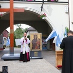 Symbole ŚDM w skarżyskiej Ostrej Bramie