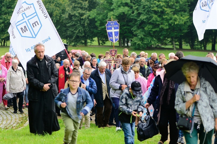 Gietrzwałd. VI Filialna Pielgrzymka Krucjaty Wyzwolenia Człowieka