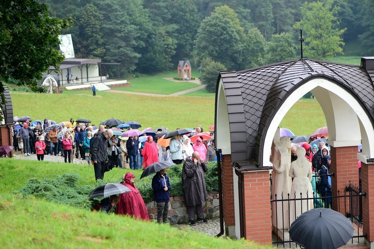 Gietrzwałd. VI Filialna Pielgrzymka Krucjaty Wyzwolenia Człowieka