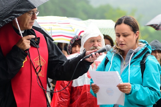 Gietrzwałd. VI Filialna Pielgrzymka Krucjaty Wyzwolenia Człowieka