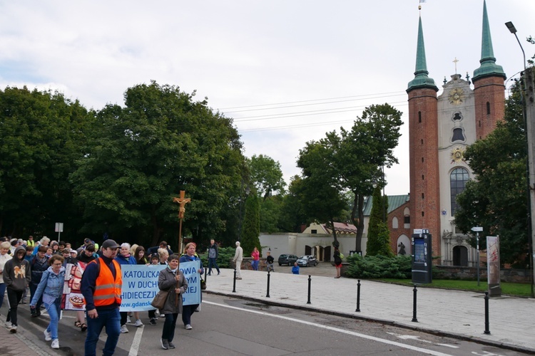 XXI Piesza Pielgrzymka Odnowy w Duchu Świętym do Matemblewa