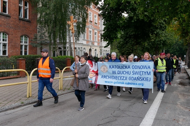 Pątnicy mieli do pokonanie ok. 10 km.