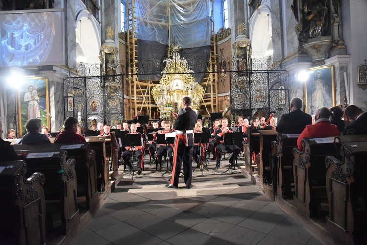 Muzyczne dożynki w Bardzie