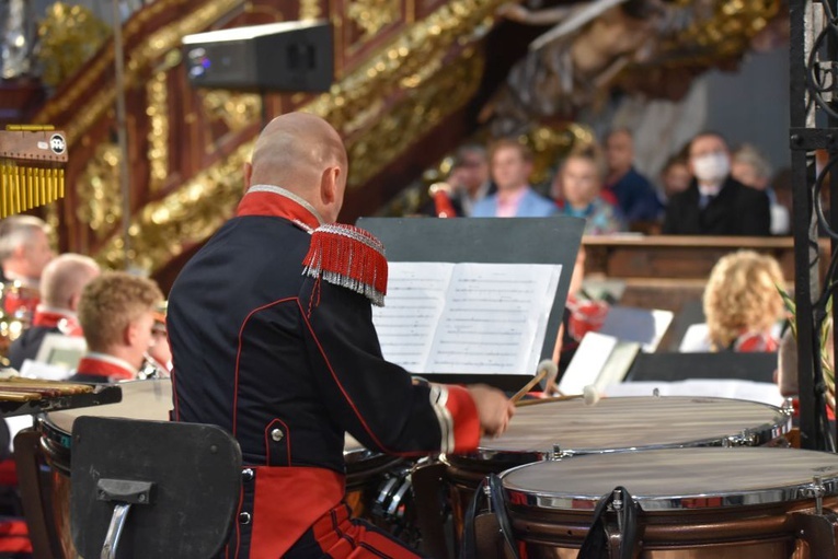 Muzyczne dożynki w Bardzie