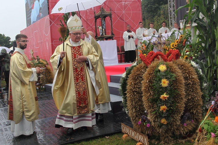 Dożynki ogólnopolskie w Bobolicach cz. 1