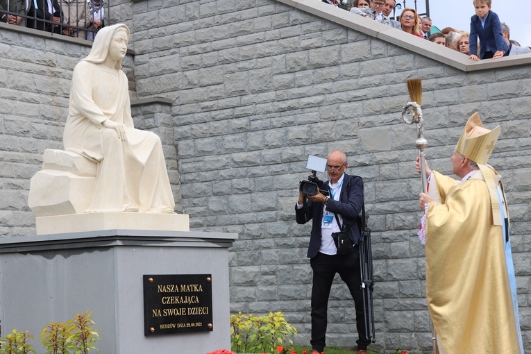 Koronacja obrazu Matki Bożej Budzowskiej