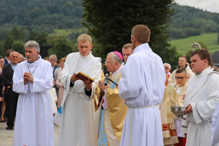 Koronacja obrazu Matki Bożej Budzowskiej