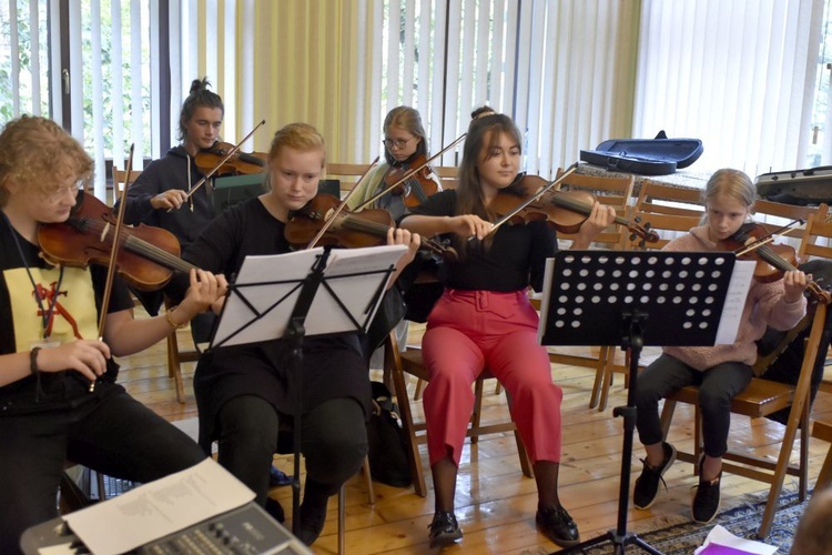 IV Noworudzkie Warsztaty Muzyki Liturgicznej i Uwielbieniowej